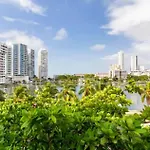 Vista Al Lago En Cartagena